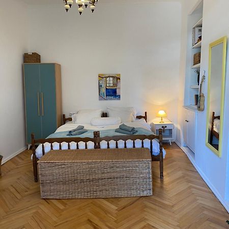 Old Tbilisi City Center, Two - Room Apartment Exterior photo